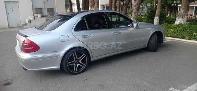 Mercedes E 240 2002, 220,000 km - 2.6 l - Bakı