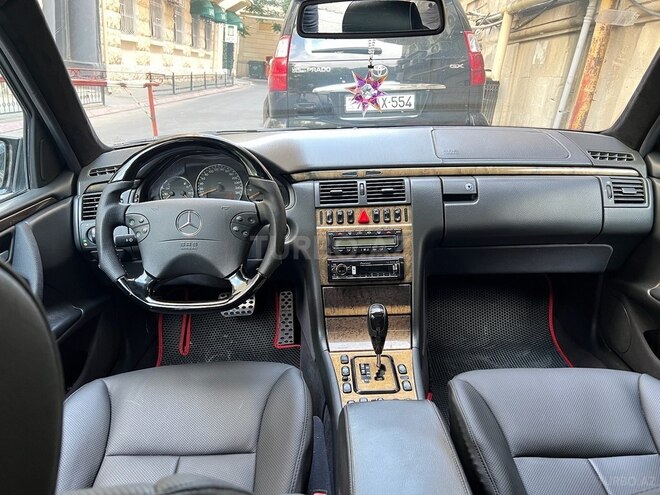 Mercedes E 320 2000, 318,500 km - 3.2 l - Bakı
