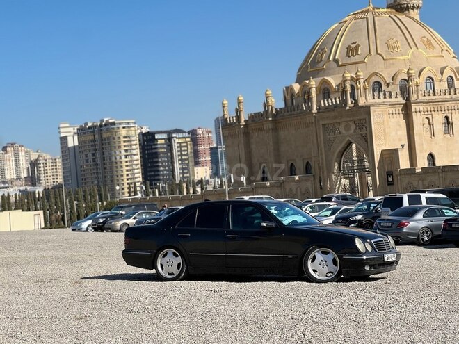Mercedes E 320 2000, 318,500 km - 3.2 l - Bakı