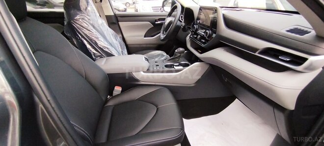 Toyota Highlander 2022, 0 km - 2.5 l - Bakı