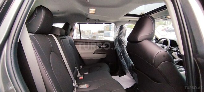 Toyota Highlander 2022, 0 km - 2.5 l - Bakı