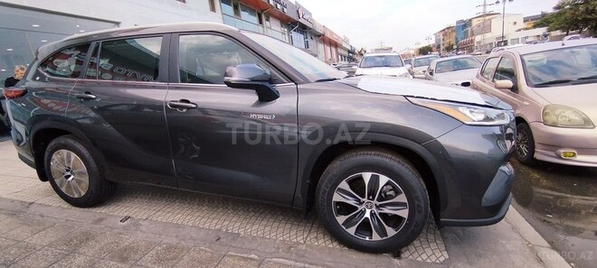 Toyota Highlander 2022, 0 km - 2.5 l - Bakı