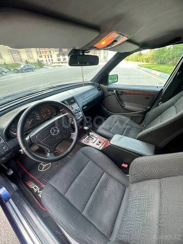 Mercedes C 220 1999, 430,000 km - 2.2 л - Sumqayıt