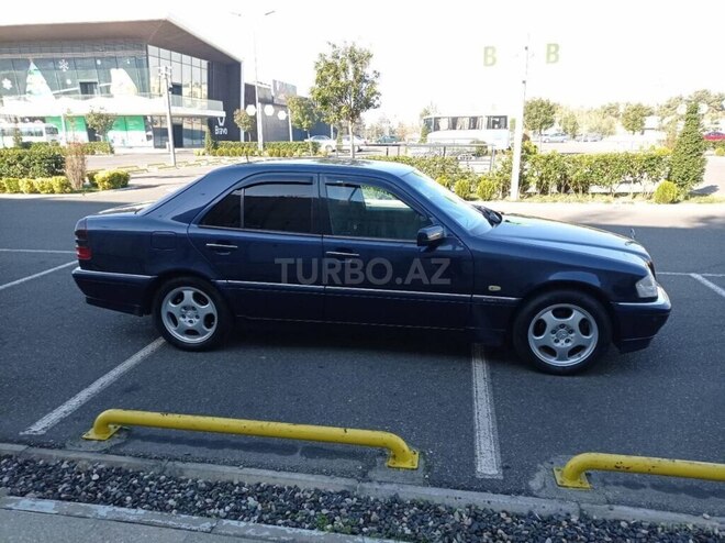 Mercedes C 220 1997, 218,321 km - 2.2 l - Bakı