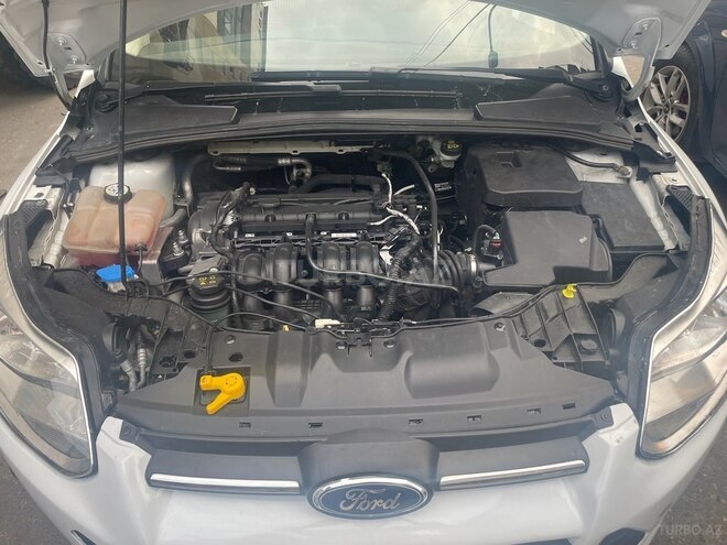 Ford Focus 2014, 142,000 km - 1.6 l - Bakı