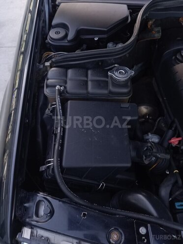 Mercedes C 220 1999, 100,000 km - 2.2 л - Biləsuvar