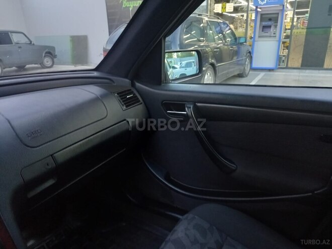 Mercedes C 220 1999, 100,000 km - 2.2 л - Biləsuvar