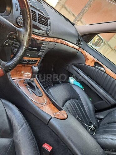 Mercedes E 220 2006, 259,852 km - 2.2 л - Bakı
