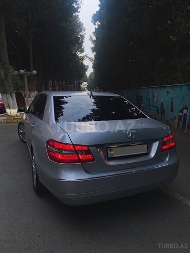 Mercedes E 200 2011, 235,525 km - 2.2 l - Bakı