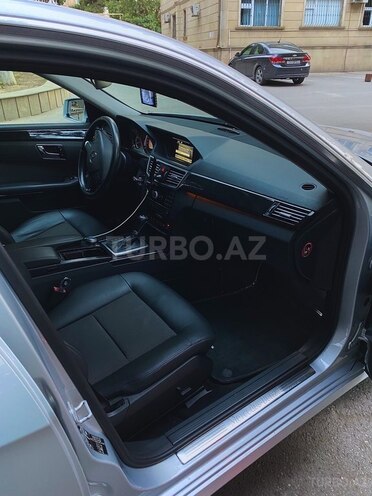 Mercedes E 200 2011, 235,525 km - 2.2 l - Bakı