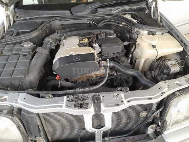 Mercedes C 180 1997, 300,000 km - 1.8 l - Saatlı