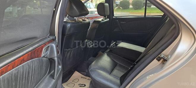 Mercedes E 240 1998, 315,500 km - 2.4 л - Sumqayıt