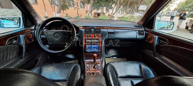 Mercedes E 240 1998, 315,500 km - 2.4 л - Sumqayıt