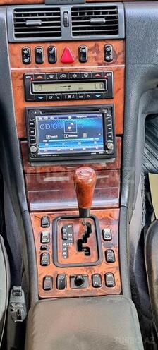 Mercedes E 240 1998, 315,500 km - 2.4 л - Sumqayıt