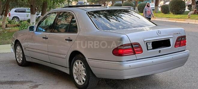 Mercedes E 240 1998, 315,500 km - 2.4 л - Sumqayıt