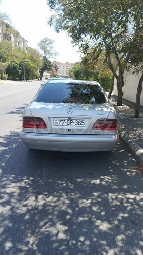 Mercedes E 230 1996, 375,000 km - 2.3 л - Bakı
