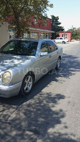 Mercedes E 230 1996, 375,000 km - 2.3 л - Bakı