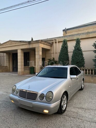 Mercedes E 230 1996, 375,000 km - 2.3 л - Bakı