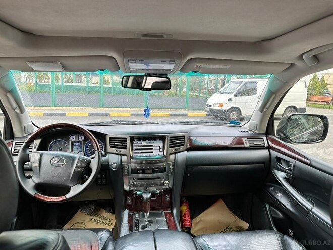 Lexus LX 570 2011, 211,000 km - 5.7 л - Bakı