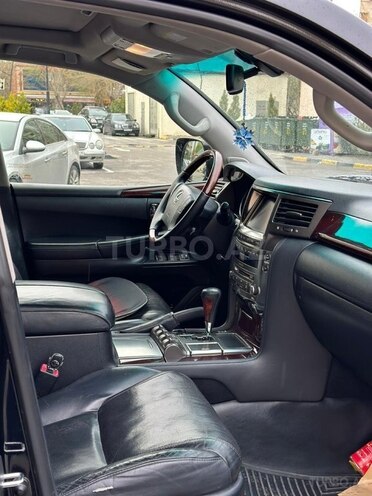Lexus LX 570 2011, 211,000 km - 5.7 л - Bakı