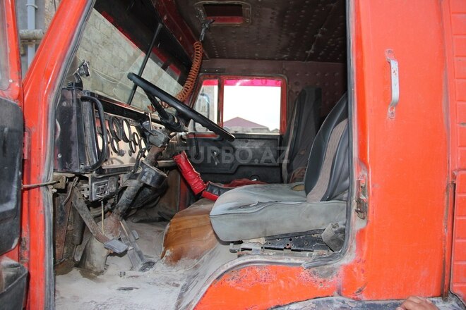 KamAz 55111 1989, 300,000 km - 11.0 l - Bakı