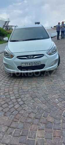 Hyundai Accent 2013, 200,000 km - 1.6 l - Bakı