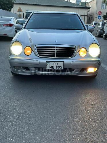 Mercedes E 240 2001, 285,340 km - 2.4 l - Bakı