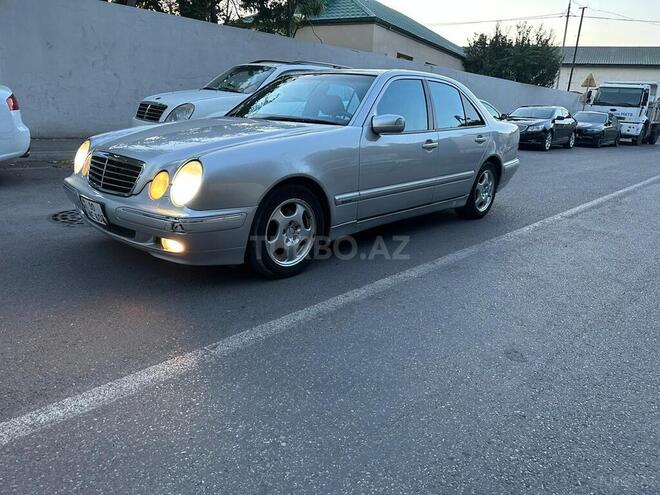 Mercedes E 240 2001, 285,340 km - 2.4 l - Bakı