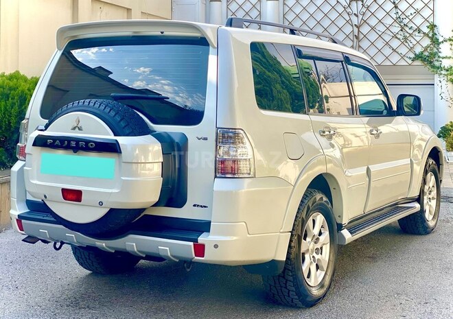 Mitsubishi Pajero 2010, 168,000 km - 3.5 l - Bakı