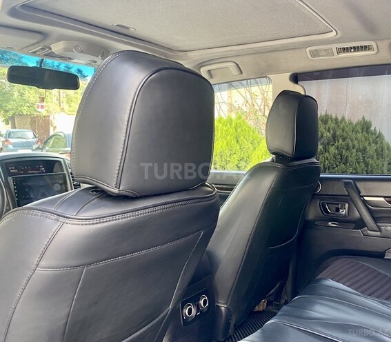Mitsubishi Pajero 2010, 168,000 km - 3.5 l - Bakı