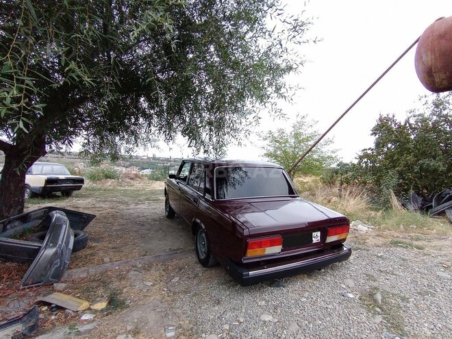 LADA (VAZ) 2105 2009, 13,050 km - 1.6 l - Quba