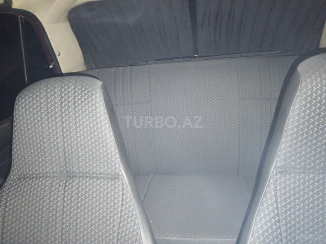 LADA (VAZ) 2105 2009, 13,050 km - 1.6 l - Quba