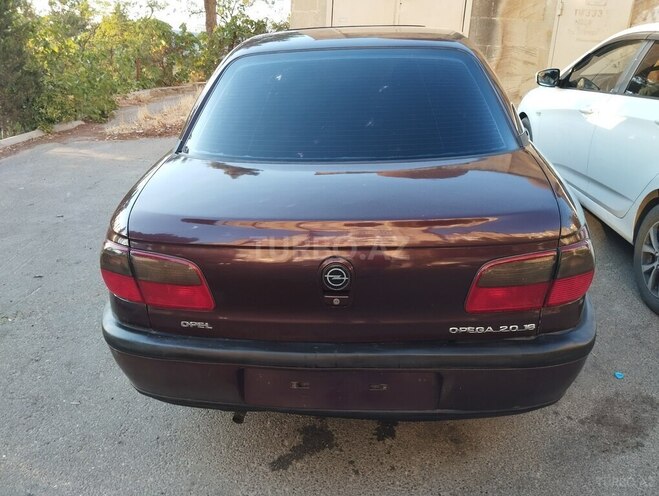 Opel Omega 1995, 235,806 km - 2.0 л - Bakı