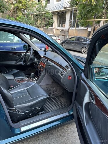 Mercedes E 270 2000, 298,000 km - 2.7 l - Bakı