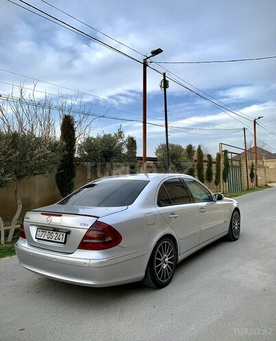 Mercedes E 220 2003, 450,000 km - 2.2 l - Bakı