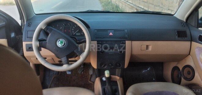 Skoda Fabia 2000, 196,254 km - 1.9 л - Bakı