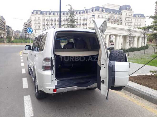 Mitsubishi Pajero 2013, 193,000 km - 3.0 л - Bakı
