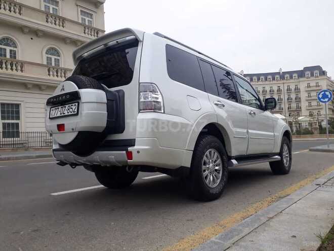 Mitsubishi Pajero 2013, 193,000 km - 3.0 л - Bakı