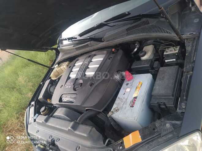 Kia Sorento 2004, 301,060 km - 2.5 l - Bakı