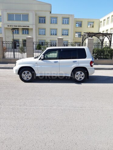 Mitsubishi Pajero io 2001, 290,000 km - 2.0 l - Bakı
