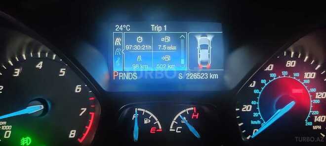 Ford Focus 2014, 226,000 km - 2.0 l - Bakı