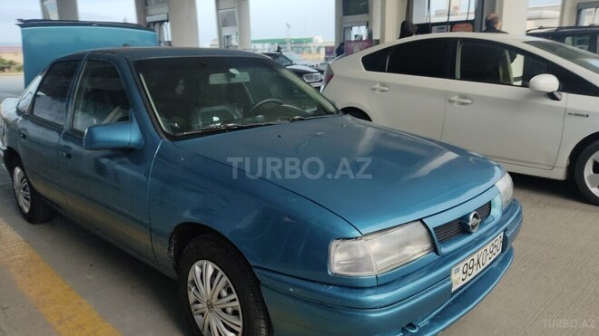 Opel Vectra 1993, 350,000 km - 1.8 l - Zaqatala