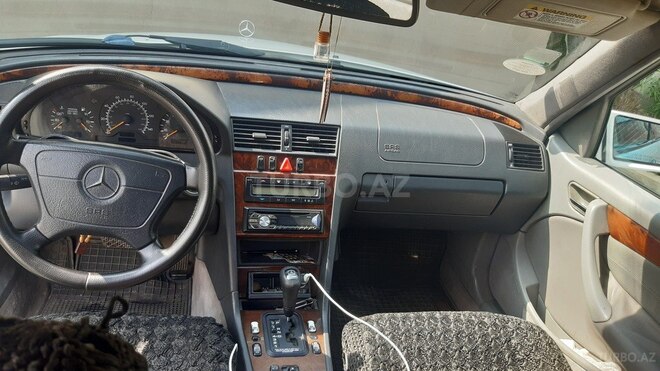 Mercedes C 230 1998, 473,147 km - 2.3 л - Sumqayıt