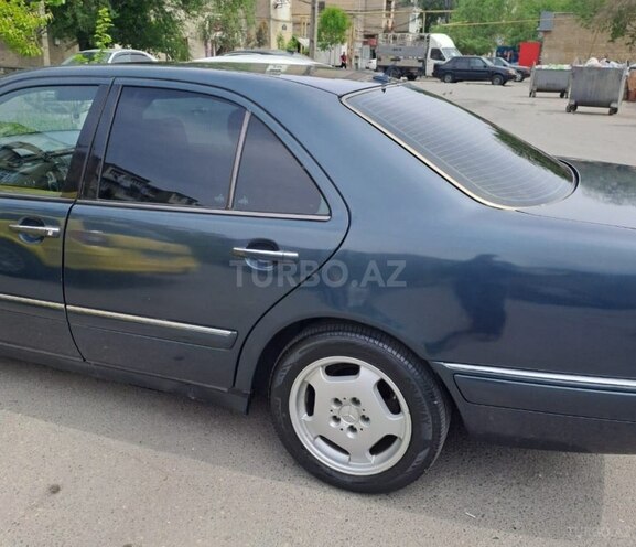 Mercedes E 200 1999, 617,000 km - 2.0 l - Sumqayıt