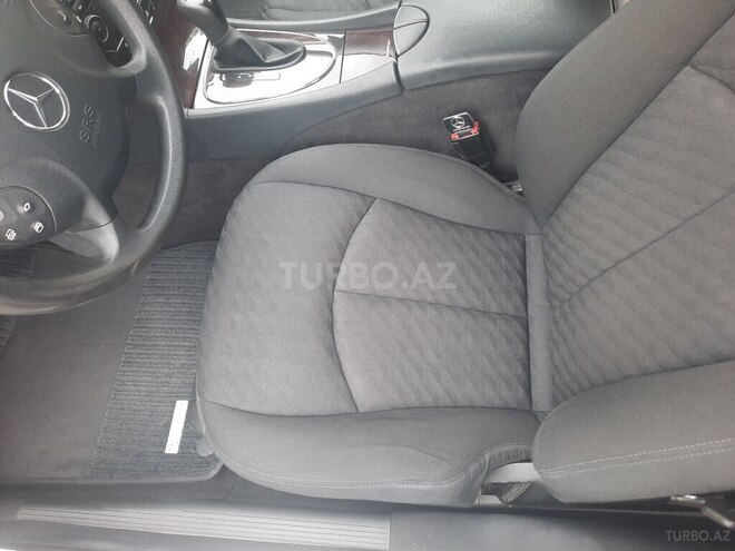 Mercedes E 220 2004, 258,000 km - 2.2 l - Gəncə