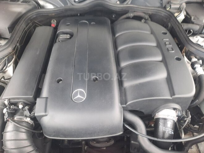 Mercedes E 220 2004, 258,000 km - 2.2 l - Gəncə