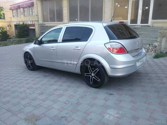 Opel Astra 2005, 200,000 km - 1.3 л - Bakı