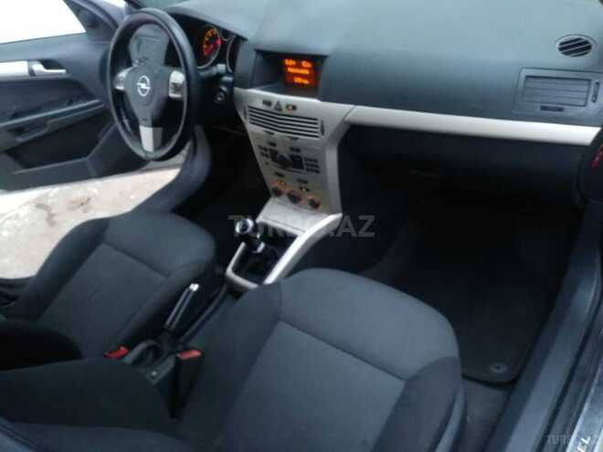 Opel Astra 2005, 200,000 km - 1.3 л - Bakı