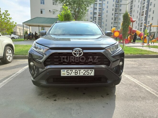 Toyota RAV4 2019, 95,000 km - 2.0 l - Gəncə