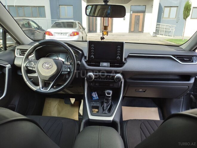Toyota RAV4 2019, 95,000 km - 2.0 l - Gəncə